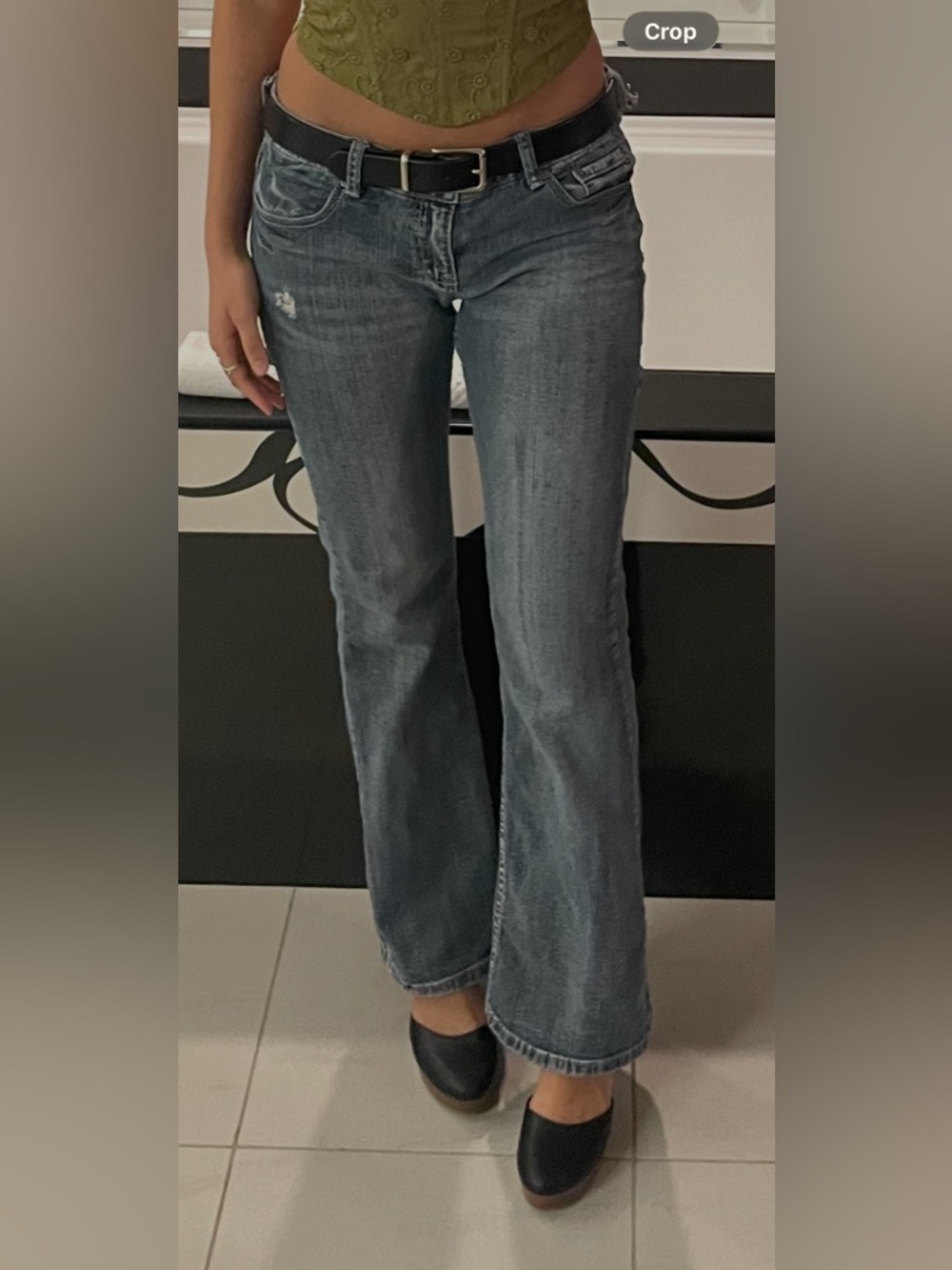 Classic Women's Flared Jeans in Medium Blue
